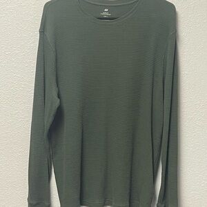 H&M Men's Olive Long Sleeve Tee